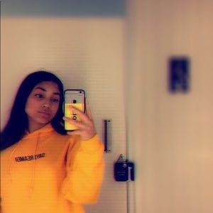 Meet your Posher, Vicky